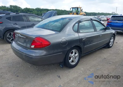 2002 Ford Taurus Ses z USA, uszkodzony, nr VIN 1FAFP55U42A114570